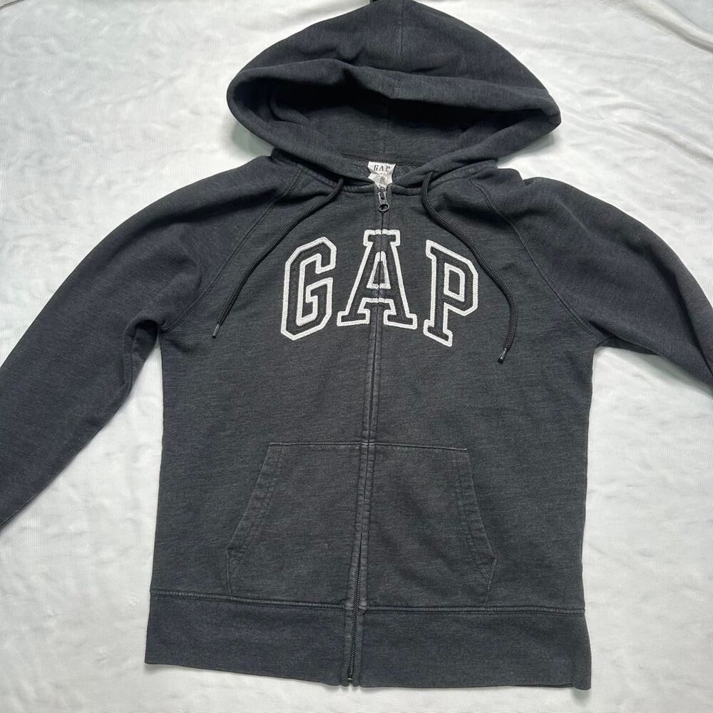 Gap Women's Grey and Black Hoodie